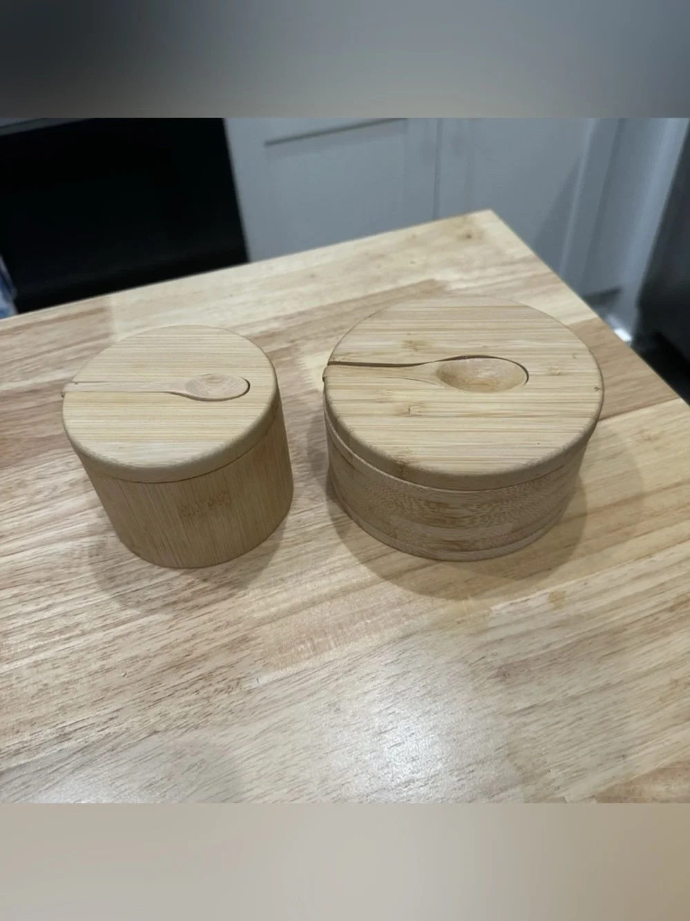 Wooden Cellars natural color seasoning salt & pepper two piece with spoons 🥄 🧂